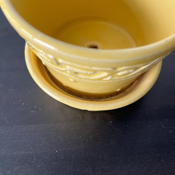 Vintage 1940s McCoy Greek Key Planter // Yellow Glaze // Attached Saucer 4.75" - Picture 7 of 10